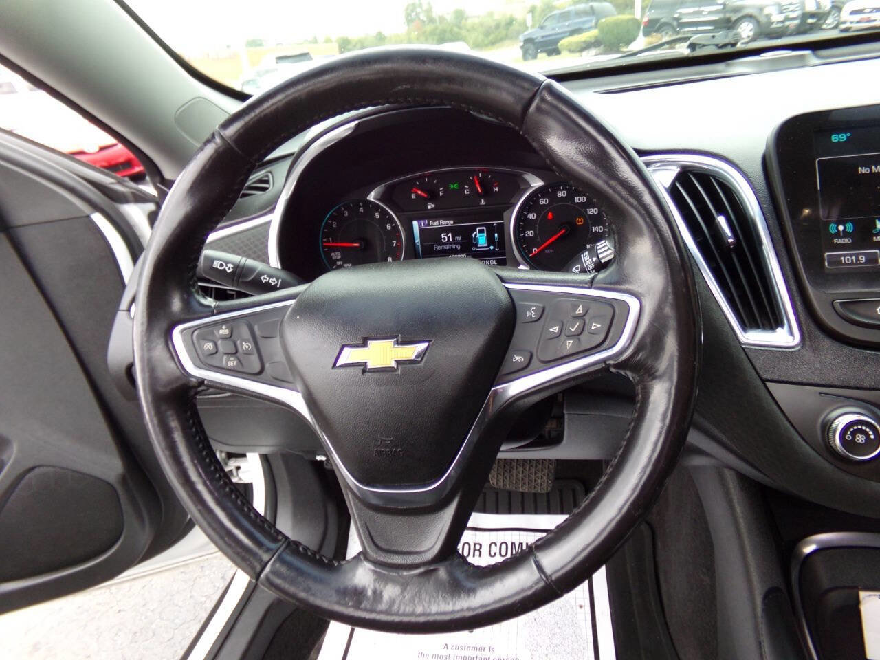 Used 2018 Chevrolet Malibu LT w/ Redline Edition image 39