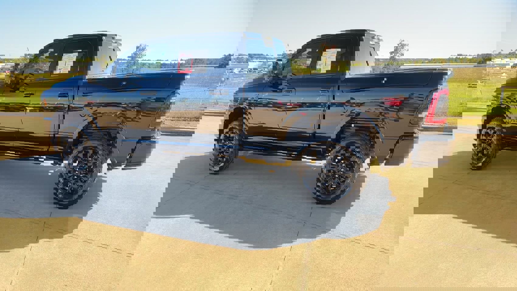 Used 2024 RAM 2500 Limited image 6