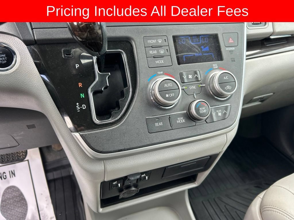 Used 2020 Toyota Sienna XLE FWD image 11