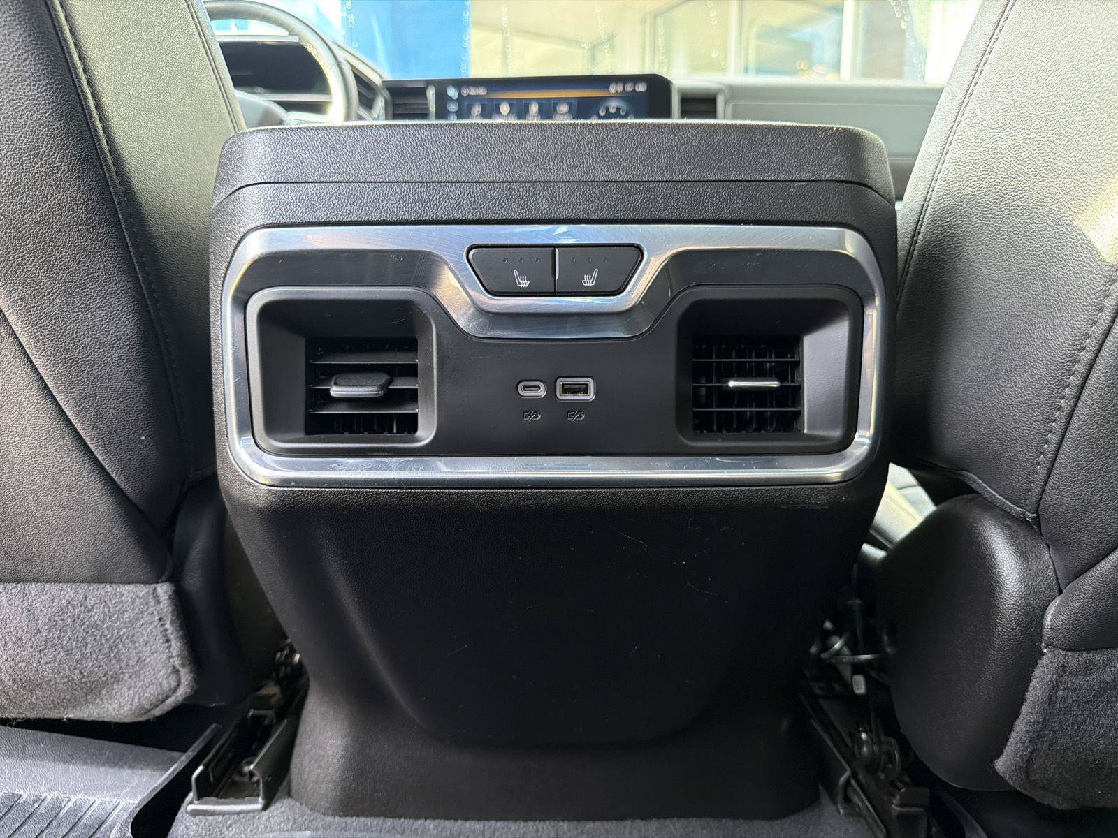 Used 2023 Chevrolet Silverado 1500 LTZ AWD/4WD image 45