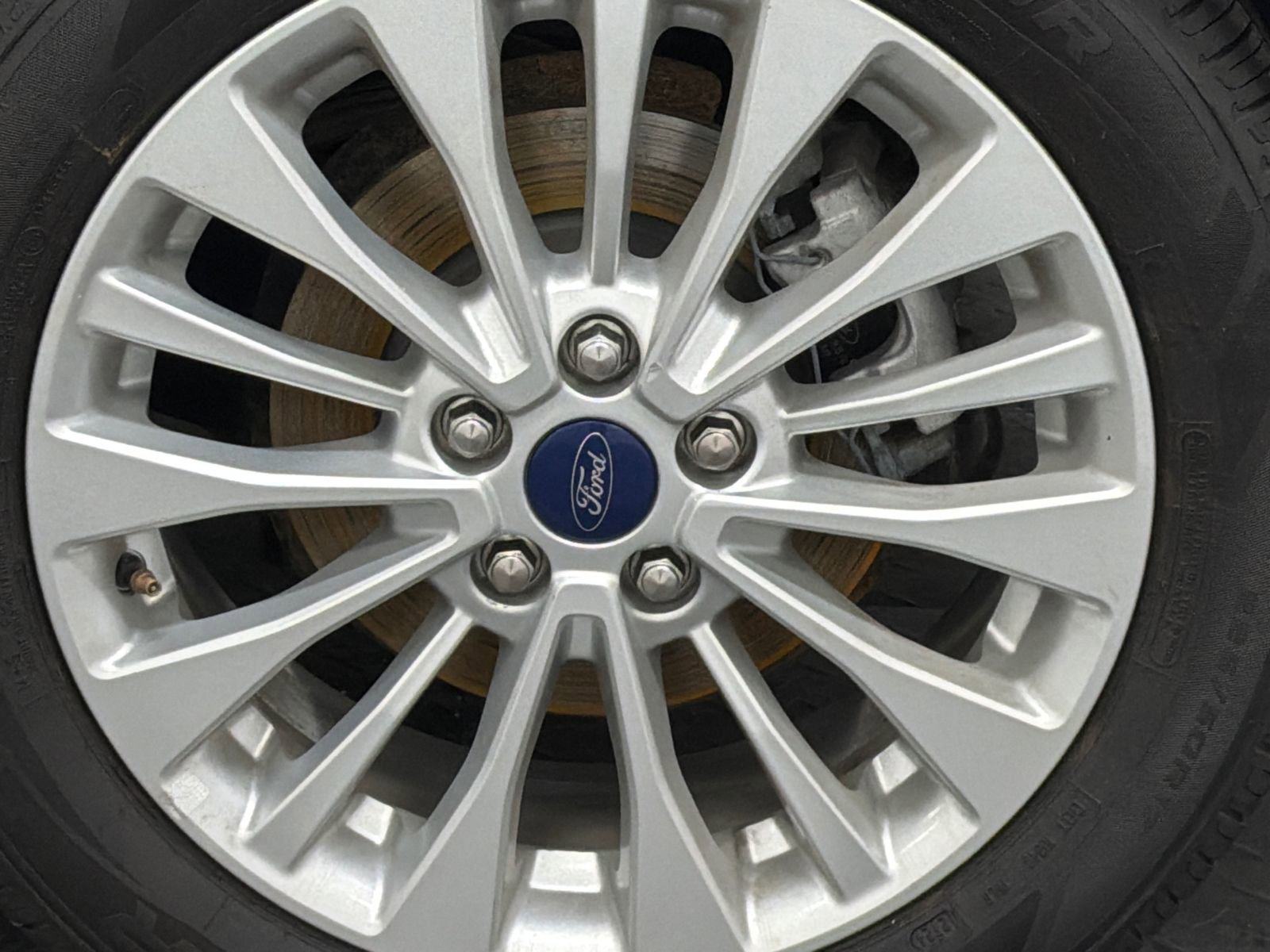 Used 2017 Ford C-MAX SE FWD image 5