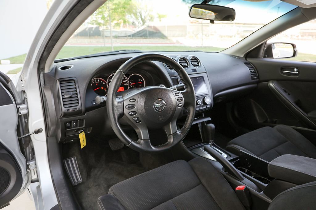 Used 2012 Nissan Altima 2.5 S w/ 2.5S Premium Pkg image 13