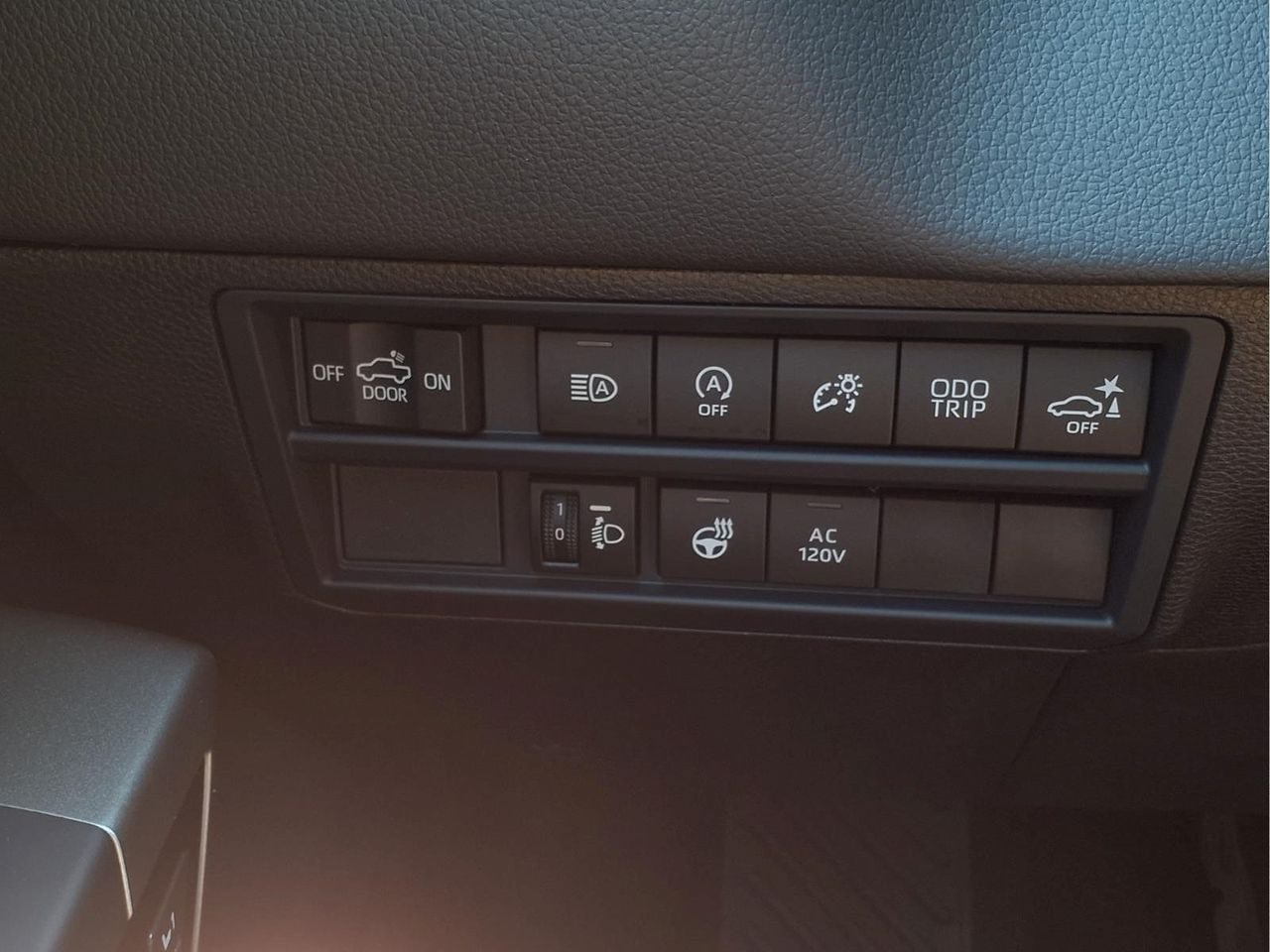 New 2026 Toyota Tundra Limited AWD/4WD image 21