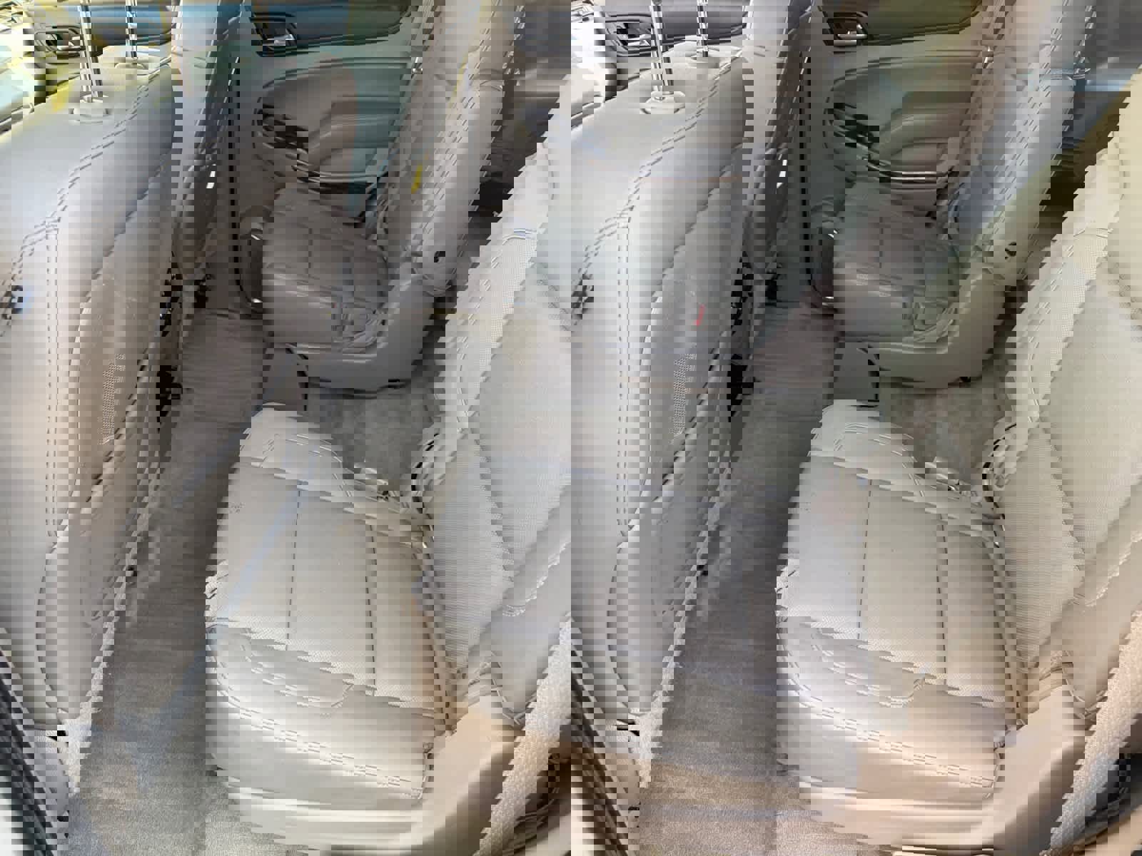 Used 2015 GMC Yukon SLT w/ Open Road Package image 11