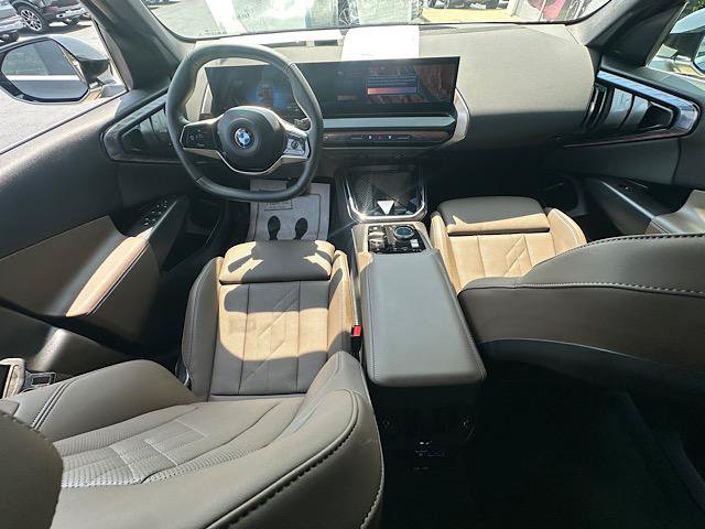 Used 2025 BMW X3 xDrive30i AWD/4WD image 19