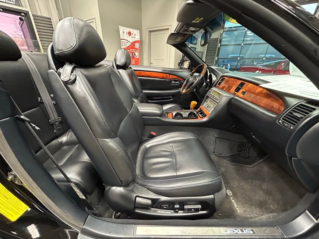 Used 2007 Lexus SC 430 Convertible image 38