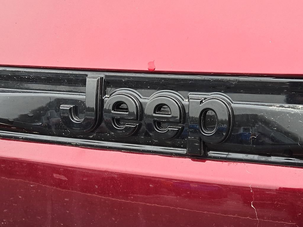 New 2026 Jeep Grand Cherokee Altitude image 5