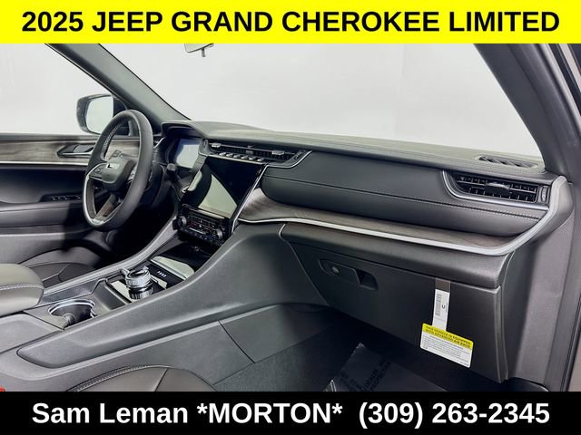 New 2025 Jeep Grand Cherokee Limited image 30