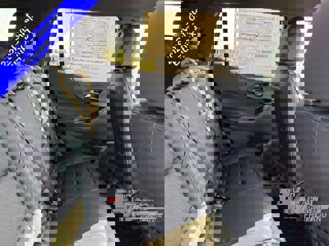 New 2026 Chevrolet Equinox LT w/ Convenience Package II image 24