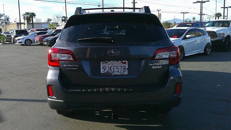 Used 2015 Subaru Outback 2.5i Premium AWD/4WD image 6
