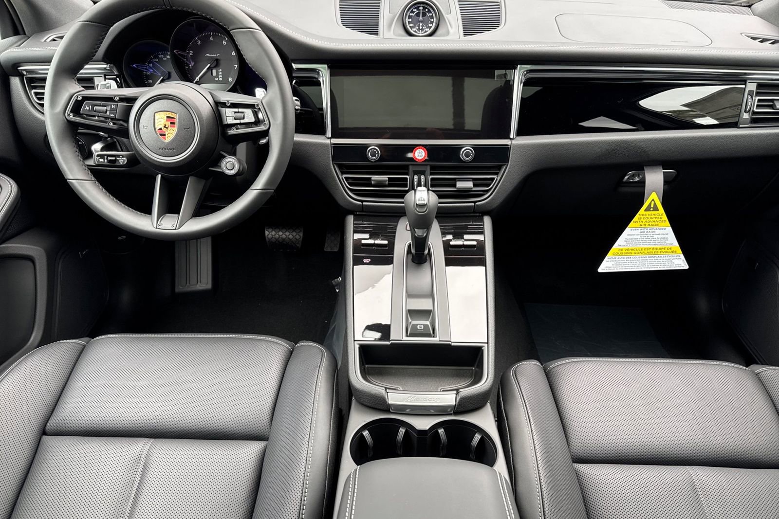 New 2025 Porsche Macan Turbo image 6