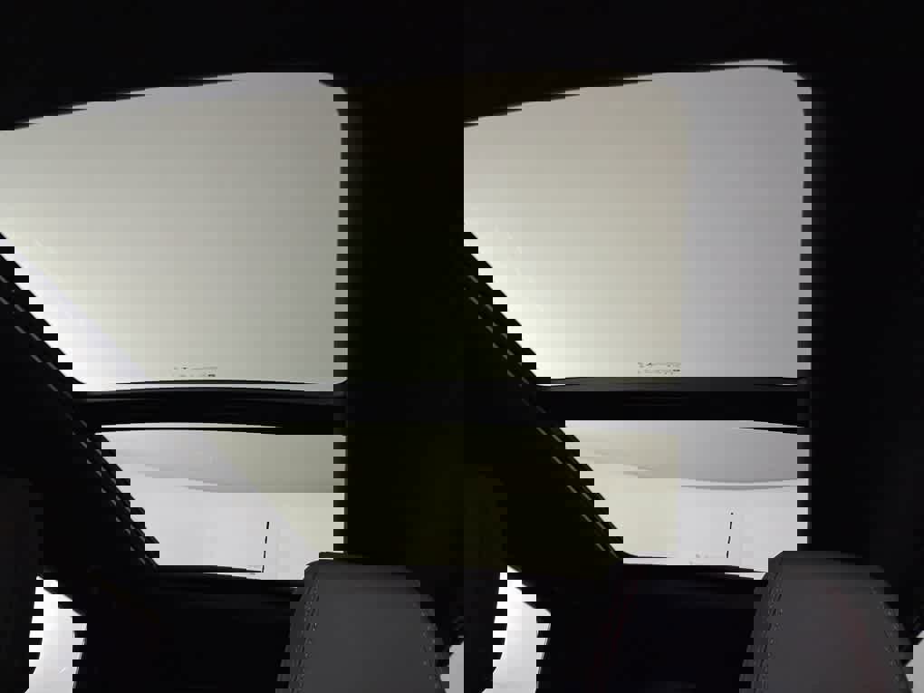 Used 2023 Chevrolet TrailBlazer RS w/ Sun and Liftgate Package image 41