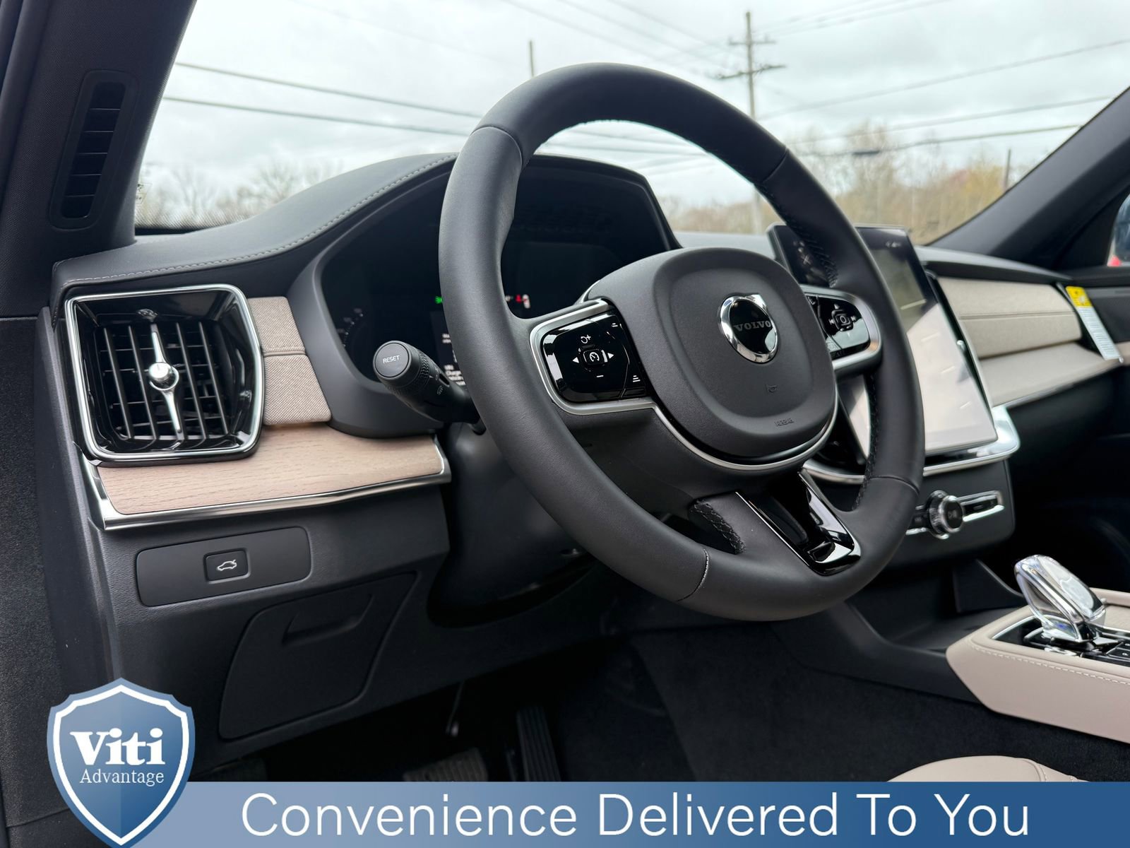 New 2026 Volvo XC90 B5 Plus w/ Protection Package AWD/4WD image 12