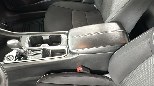 Certified 2024 Nissan Sentra SV FWD image 31