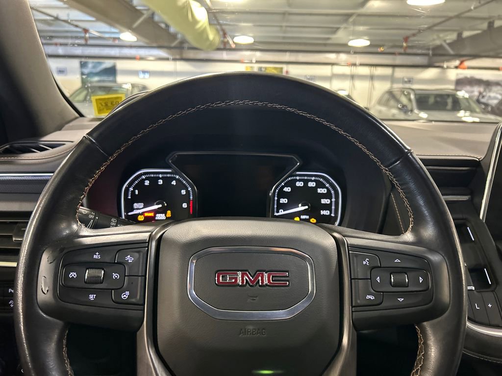 Used 2021 GMC Yukon AT4 w/ Technology Package image 12