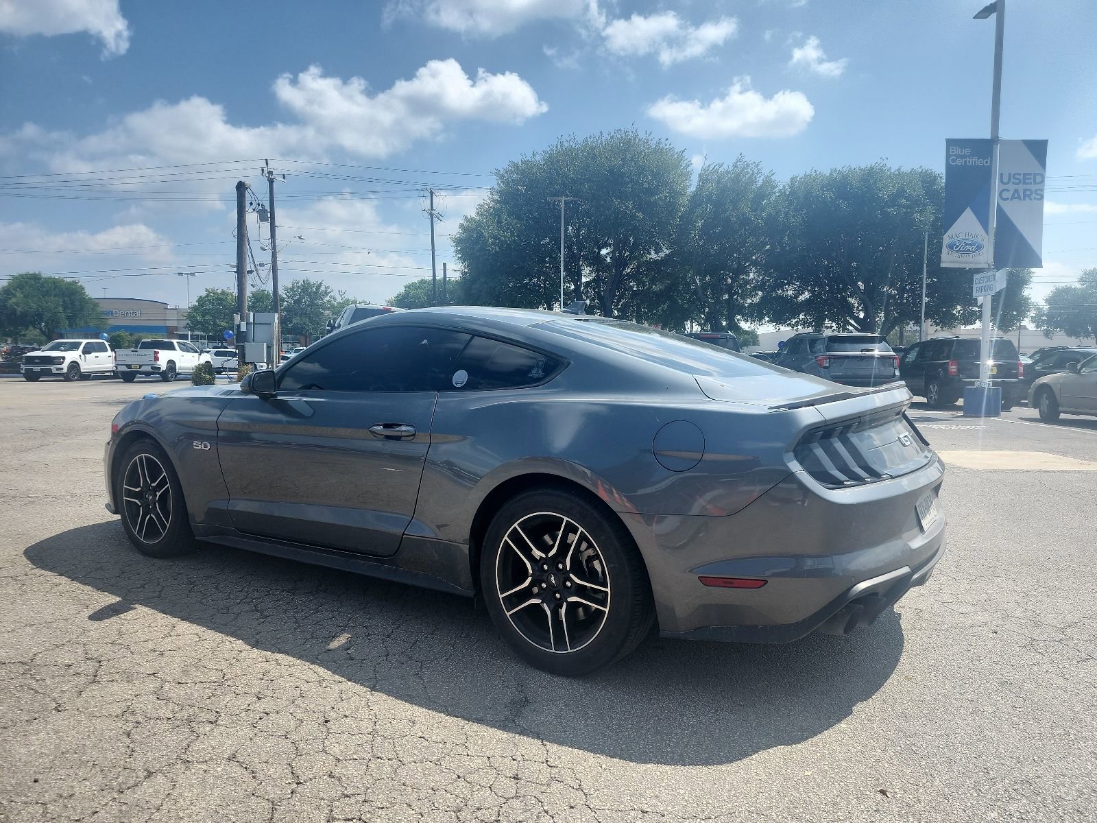 Used 2022 Ford Mustang GT Premium RWD image 5