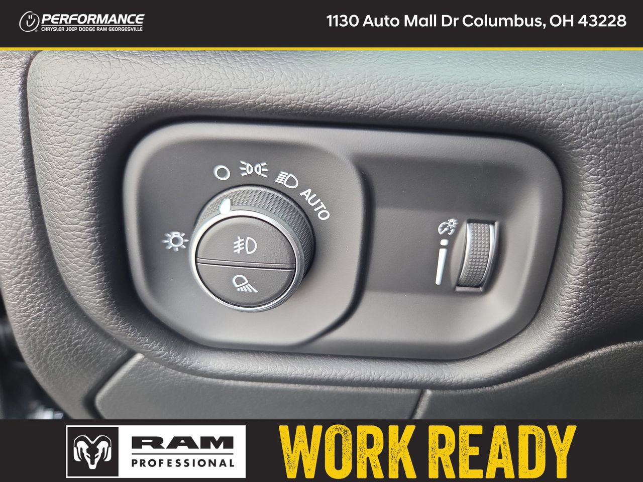 New 2026 RAM 2500 Big Horn AWD/4WD image 34