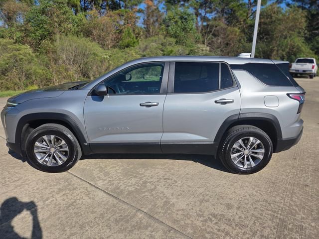 Used 2025 Chevrolet Equinox LT image 2