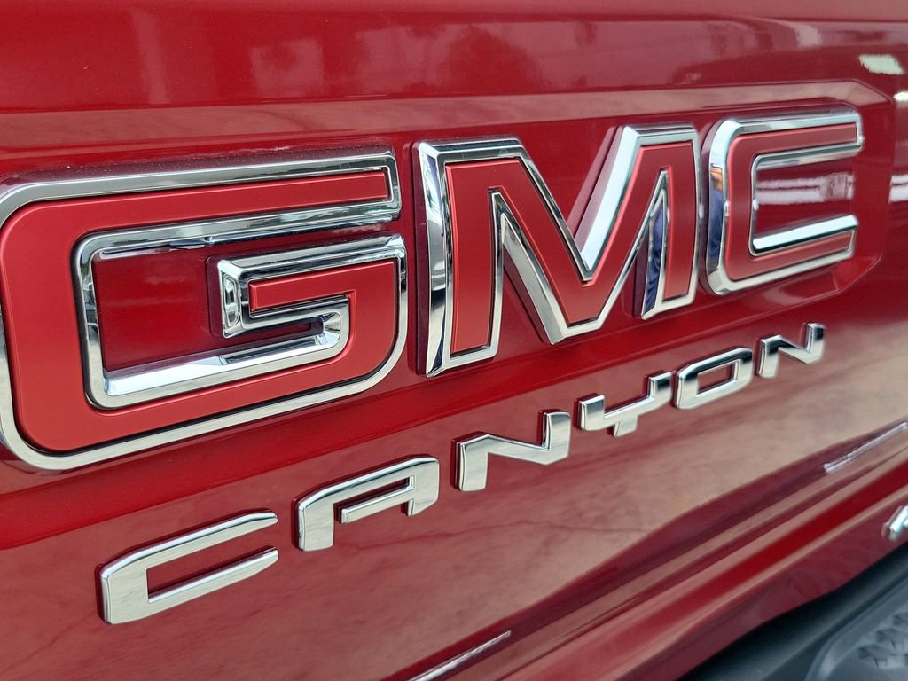 Used 2023 GMC Canyon AT4 w/ Canyon Safety Plus Package AWD/4WD image 7