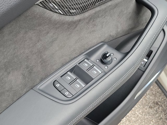 Used 2022 Audi SQ8 Prestige image 15