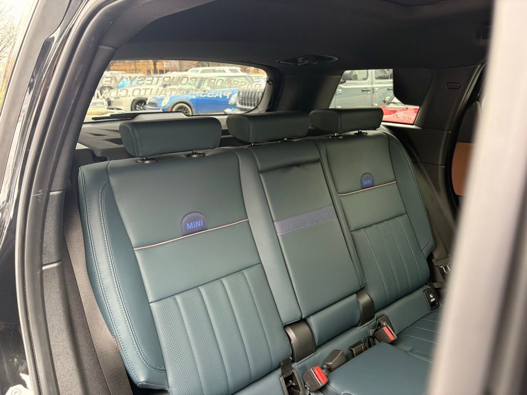 Used 2025 MINI Cooper Countryman S w/ Comfort Package Max image 24