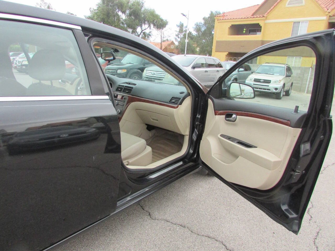 Used 2009 Saturn Aura XE w/ Preferred Package FWD image 9