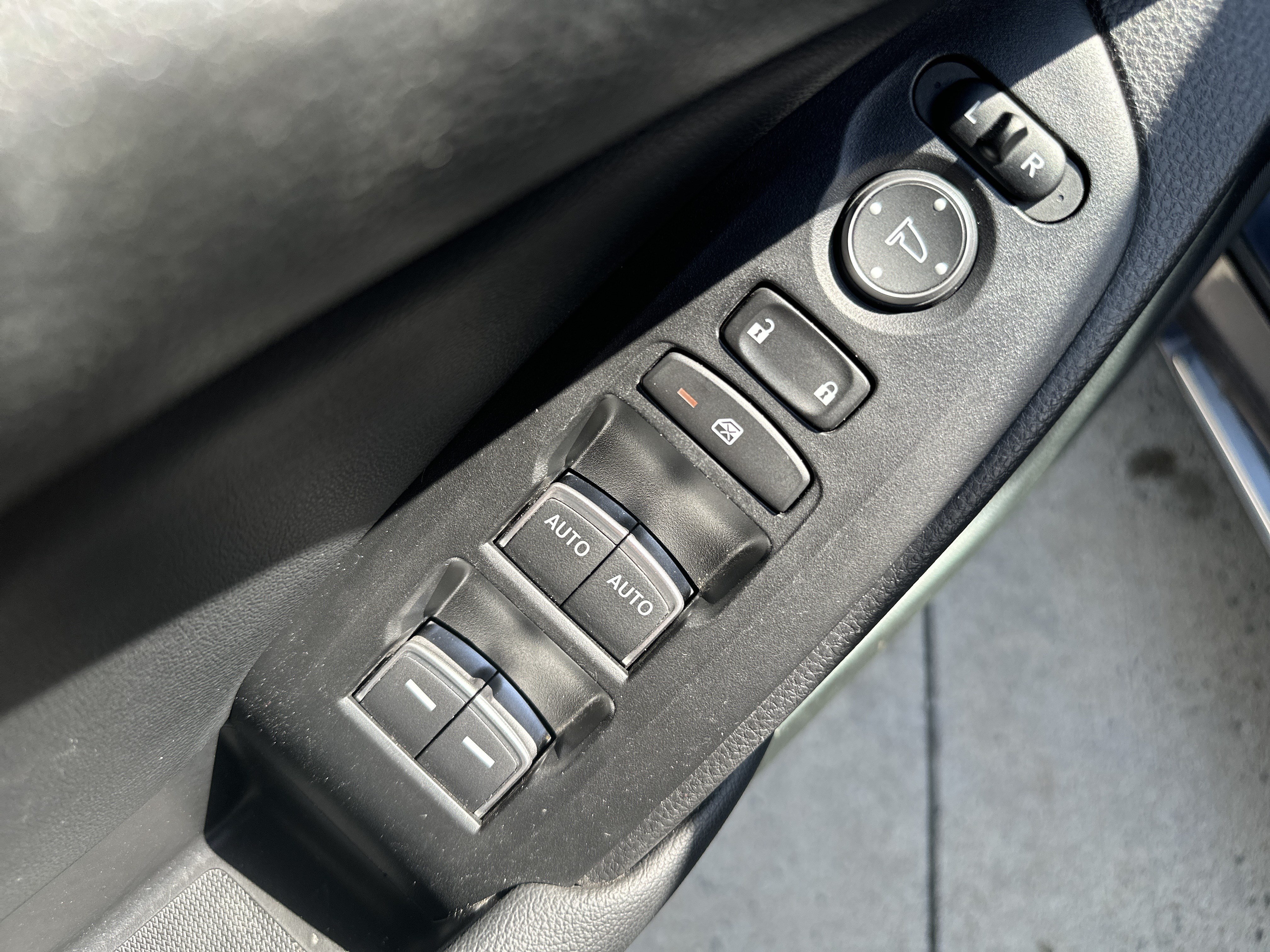 Used 2021 Honda Accord EX-L image 14