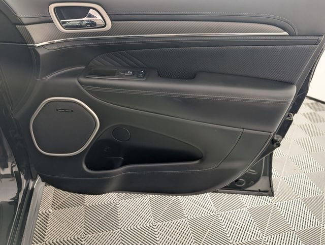 Used 2018 Jeep Grand Cherokee SRT AWD/4WD image 35