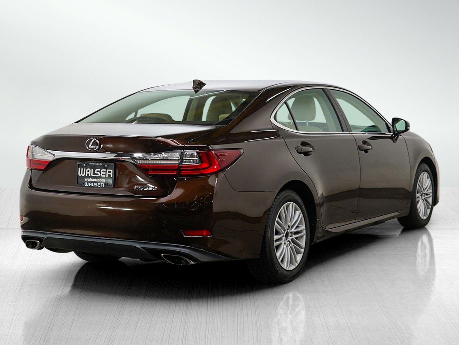Used 2016 Lexus ES 350 w/ Accessory Package 2 FWD image 5