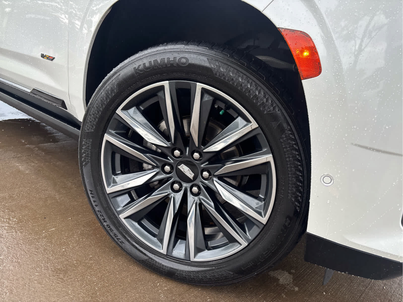 Used 2021 Cadillac Escalade Sport Platinum AWD/4WD image 4