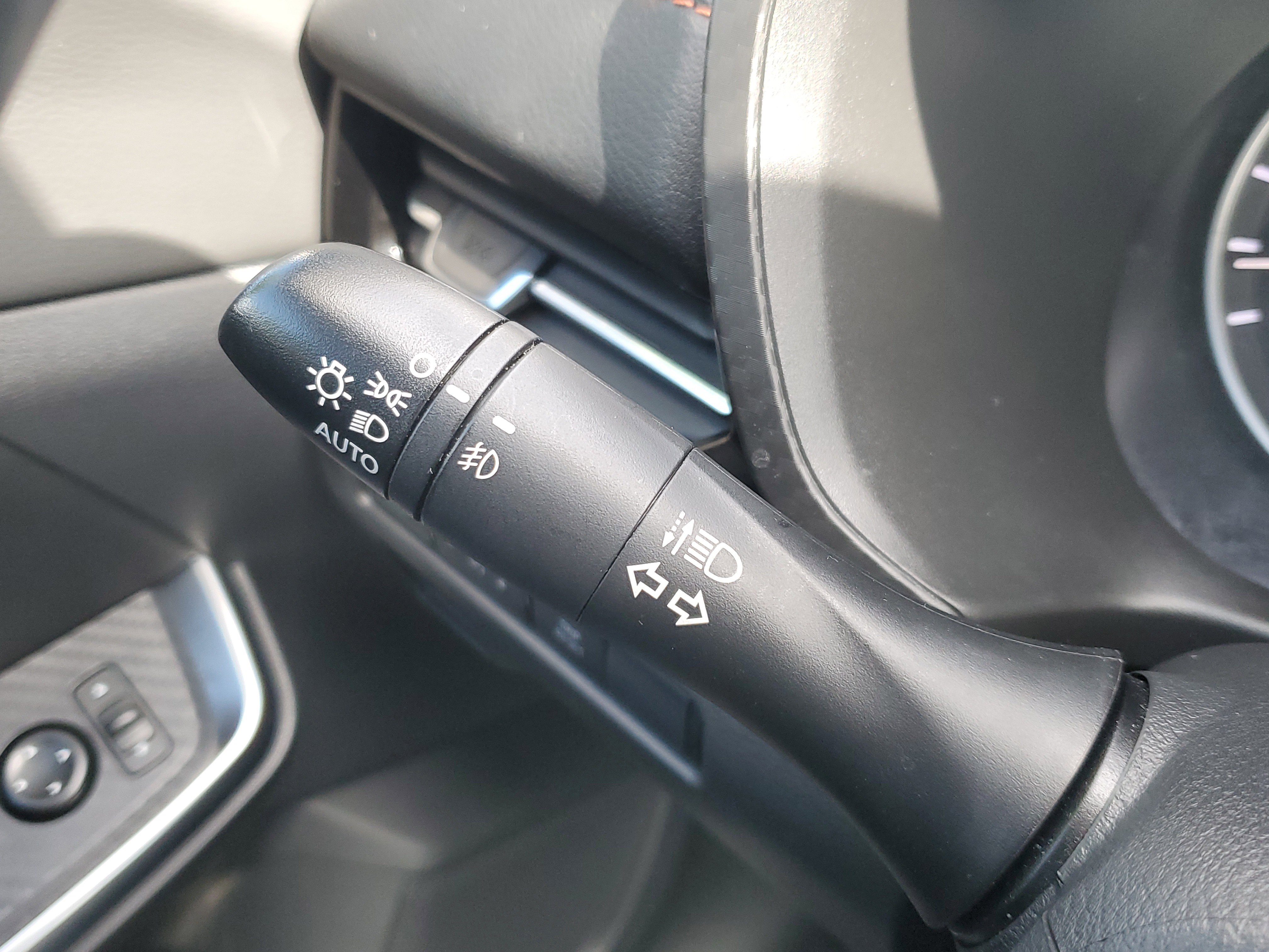 Certified 2022 Nissan Sentra SR image 19