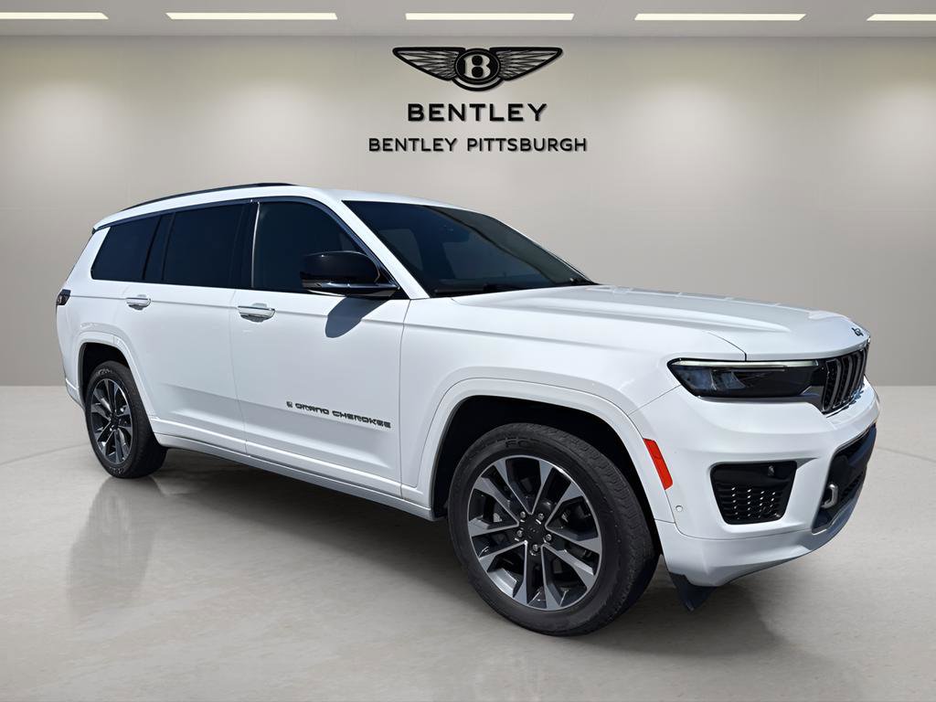 Used 2021 Jeep Grand Cherokee L Overland w/ Luxury Tech Group IV AWD/4WD image 3