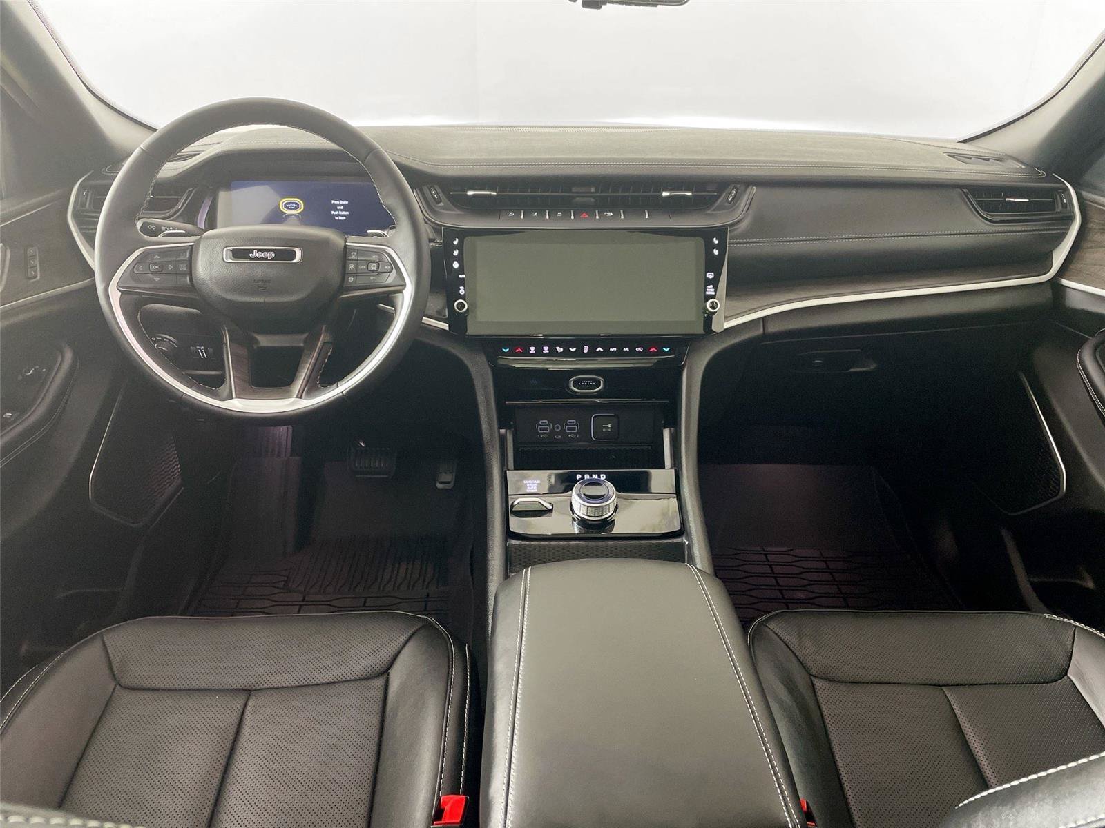 Used 2026 Jeep Grand Cherokee Limited AWD/4WD image 31