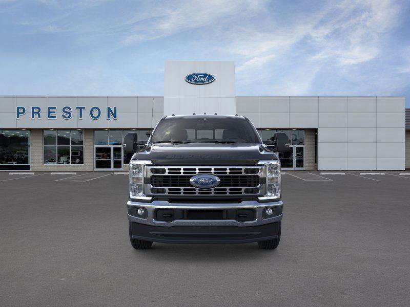 New 2025 Ford F350 XL w/ XL Chrome Package image 18