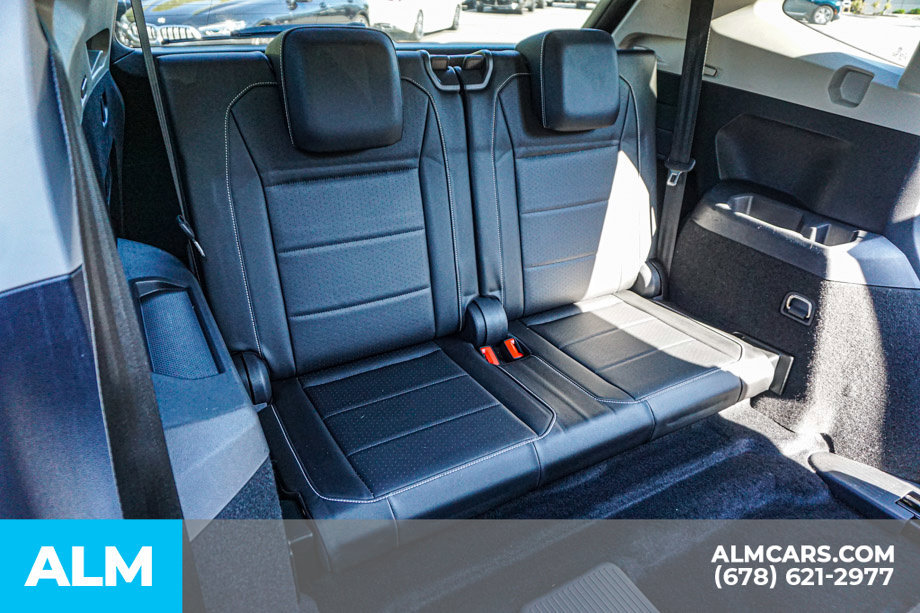 Used 2021 Volkswagen Tiguan SE w/ Panoramic Sunroof Package FWD image 22