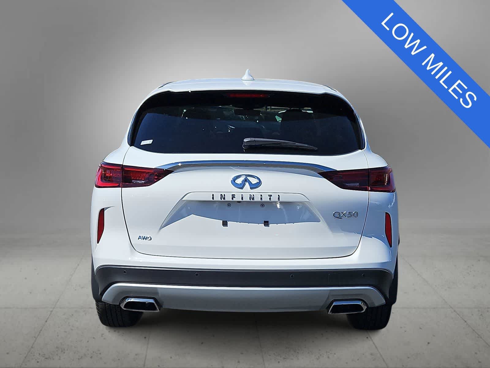 Used 2025 INFINITI QX50 Pure AWD/4WD image 7