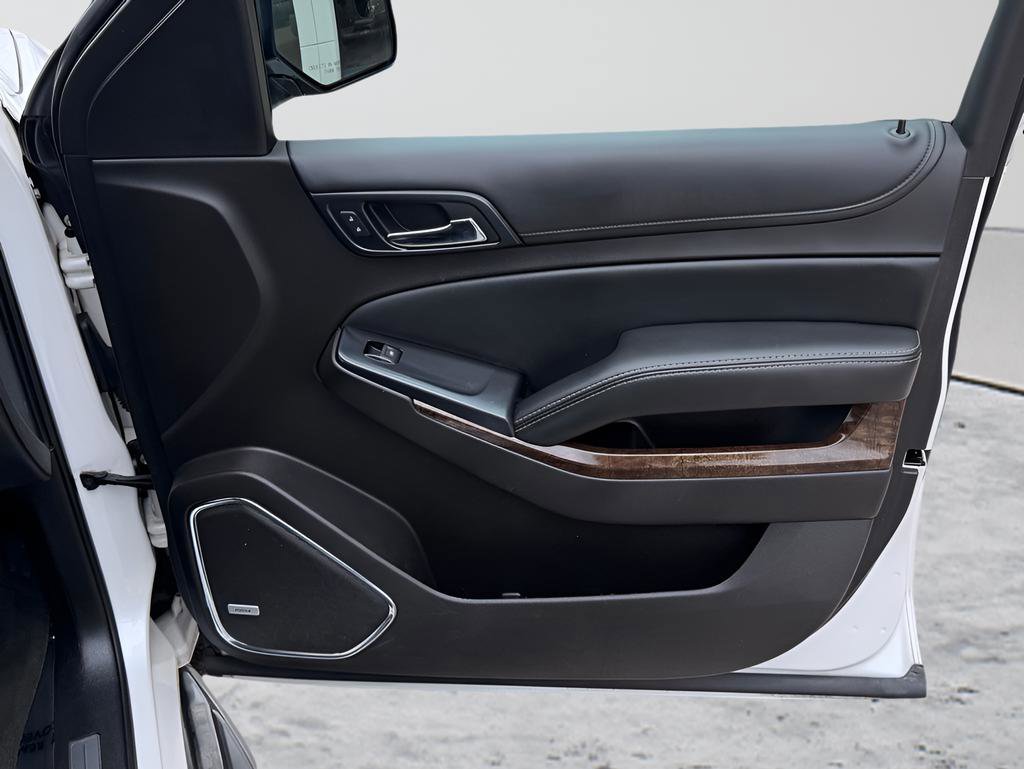 Used 2017 Chevrolet Tahoe LT image 22