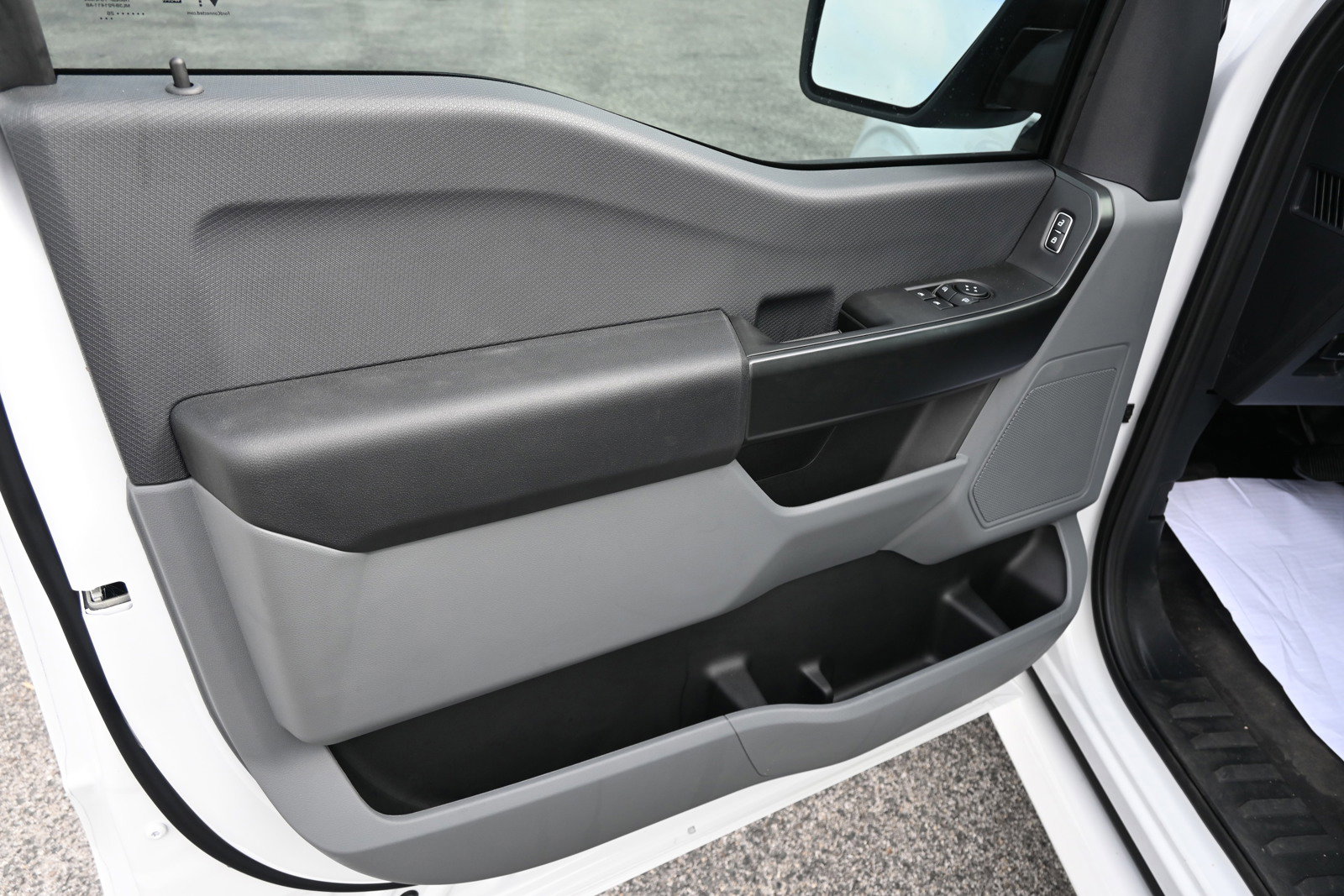 New 2026 Ford F150 XL w/ Equipment Group 103A High image 14