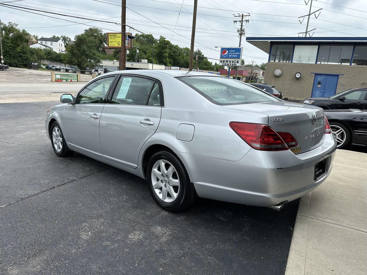 Used 2008 Toyota Avalon XL FWD image 6