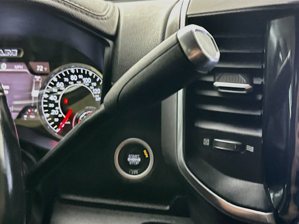 Used 2022 RAM 3500 Laramie AWD/4WD image 16