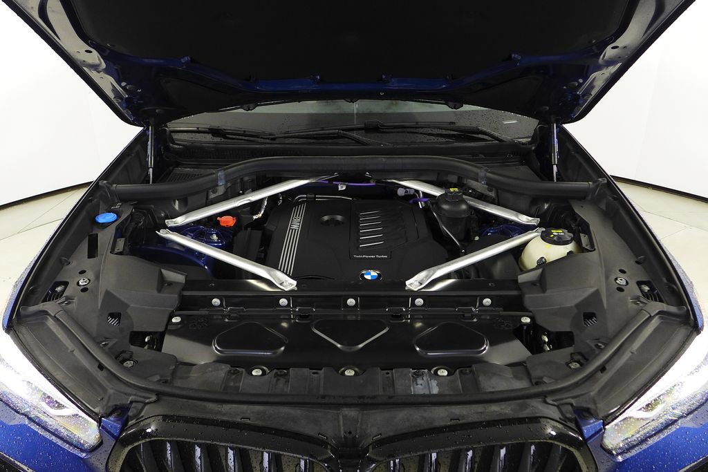 Certified 2023 BMW X6 xDrive40i w/ M Sport Package image 6