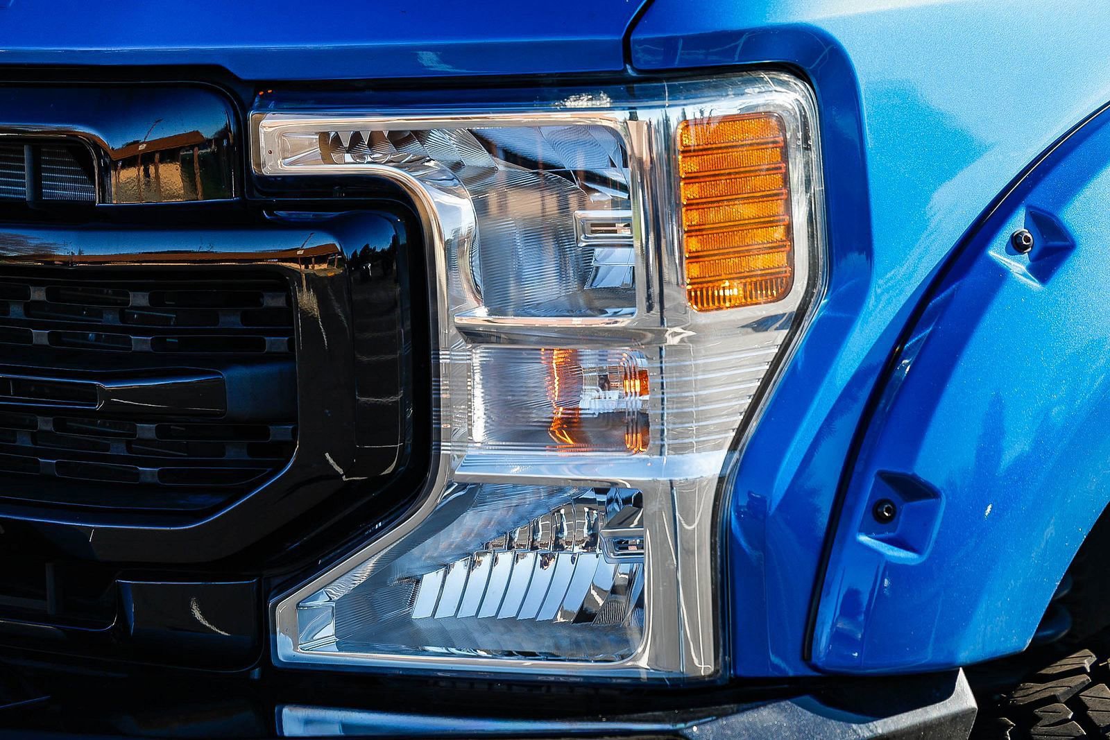 Used 2021 Ford F250 Lariat w/ Lariat Ultimate Package image 7