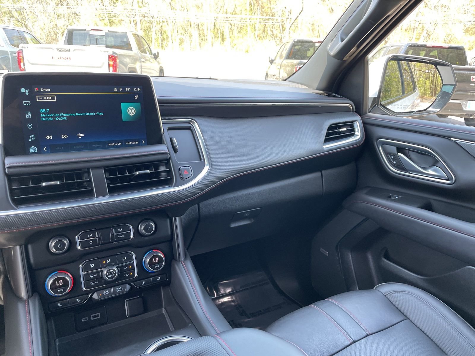 Used 2022 Chevrolet Tahoe RST w/ Sport Performance Package image 26