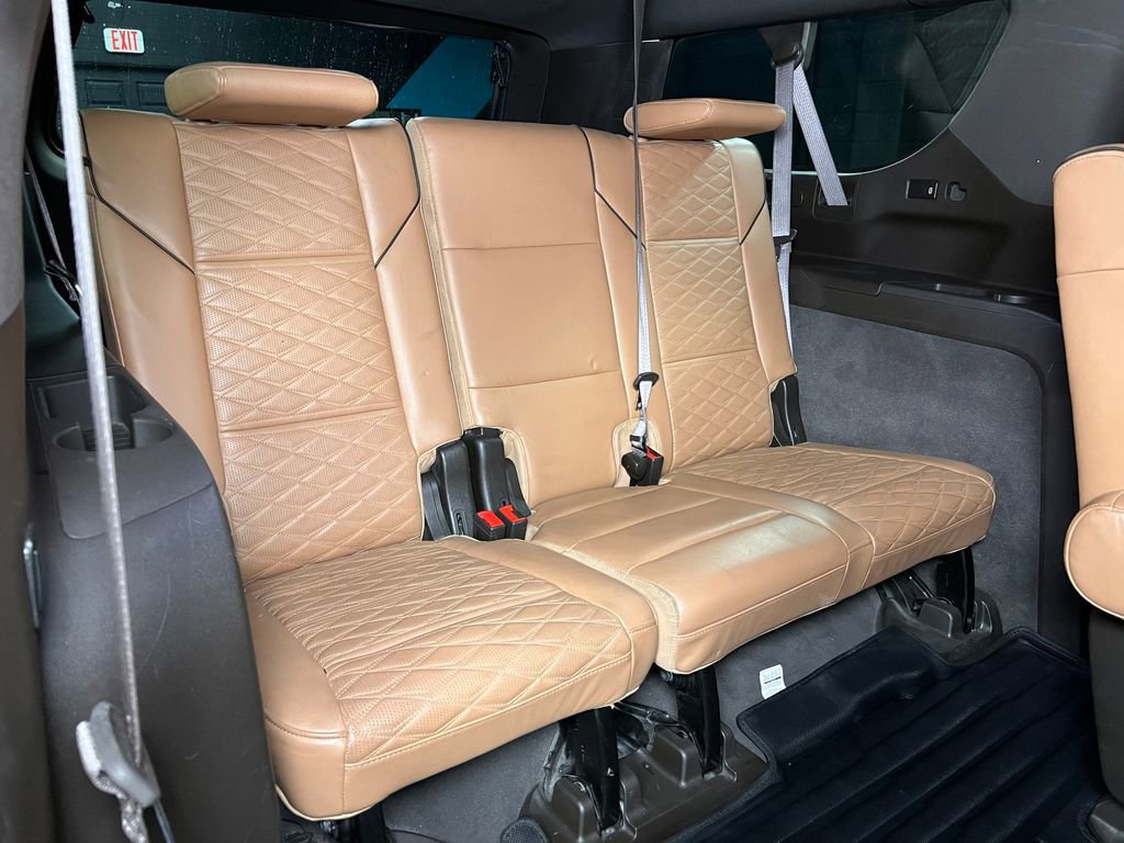 Used 2021 Cadillac Escalade ESV Premium Luxury w/ Driver Assist Tech Package AWD/4WD image 25