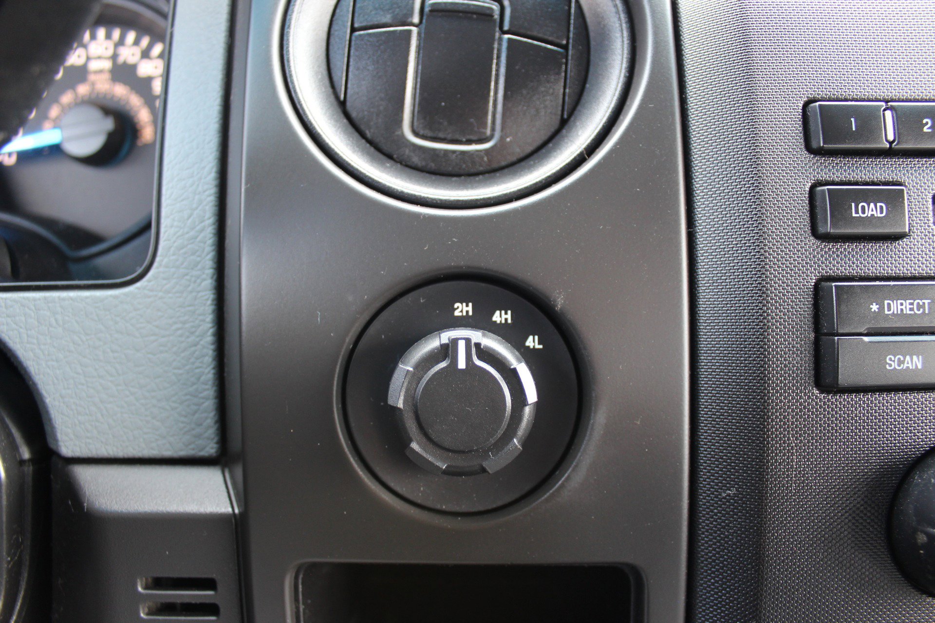 Used 2014 Ford F150 STX w/ Equipment Group 201A Mid AWD/4WD image 25