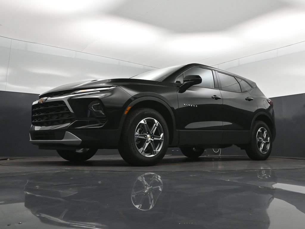 New 2026 Chevrolet Blazer LT FWD image 38