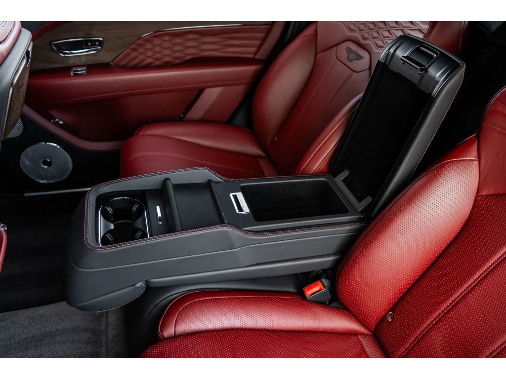 Used 2024 Bentley Bentayga Extended Wheelbase image 76