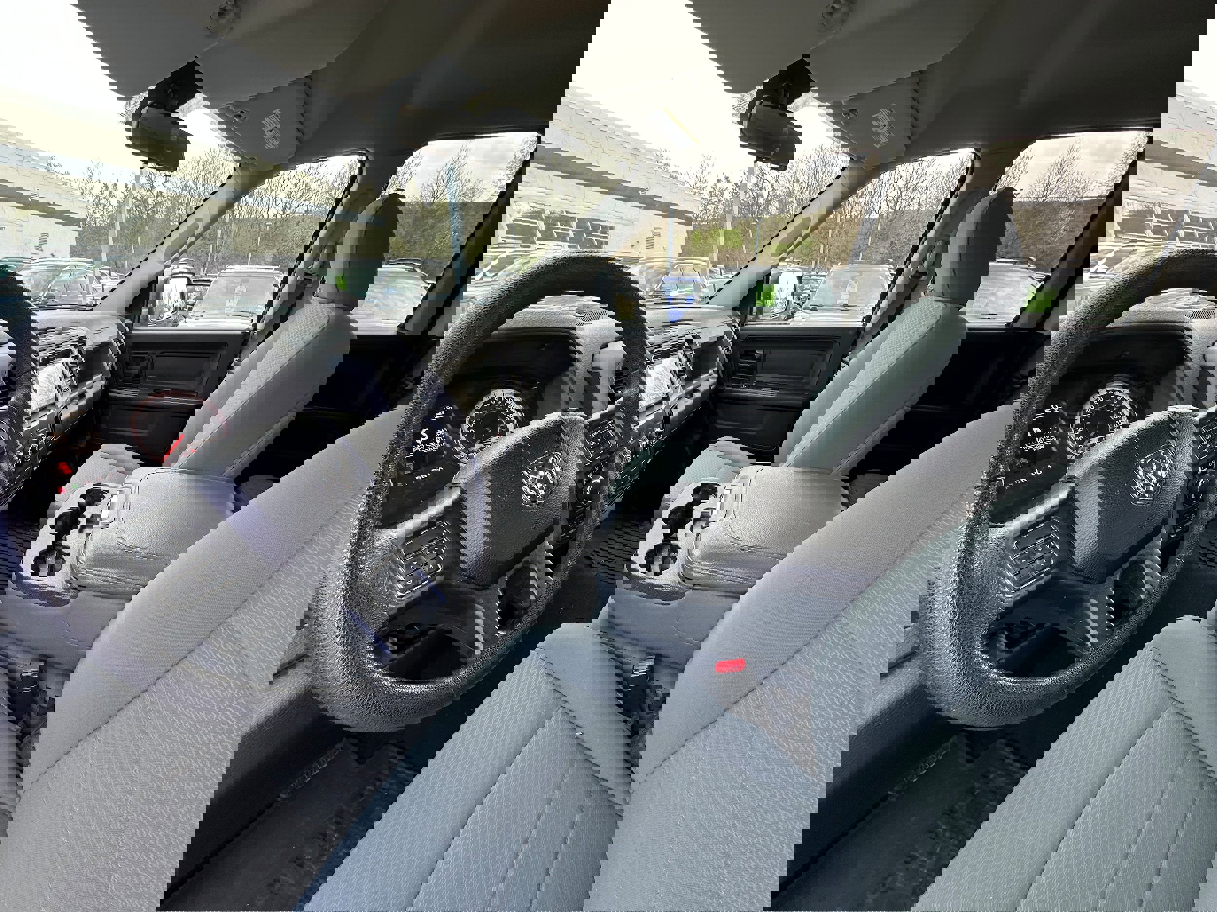 Used 2017 RAM 1500 Express image 20