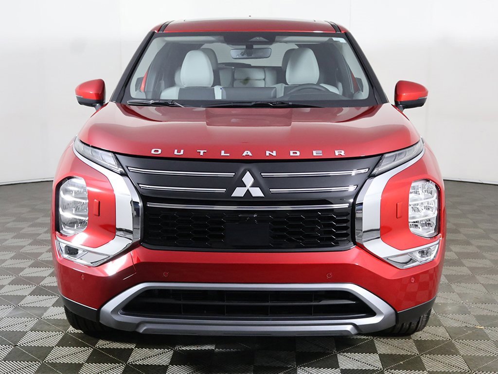New 2025 Mitsubishi Outlander SE image 14