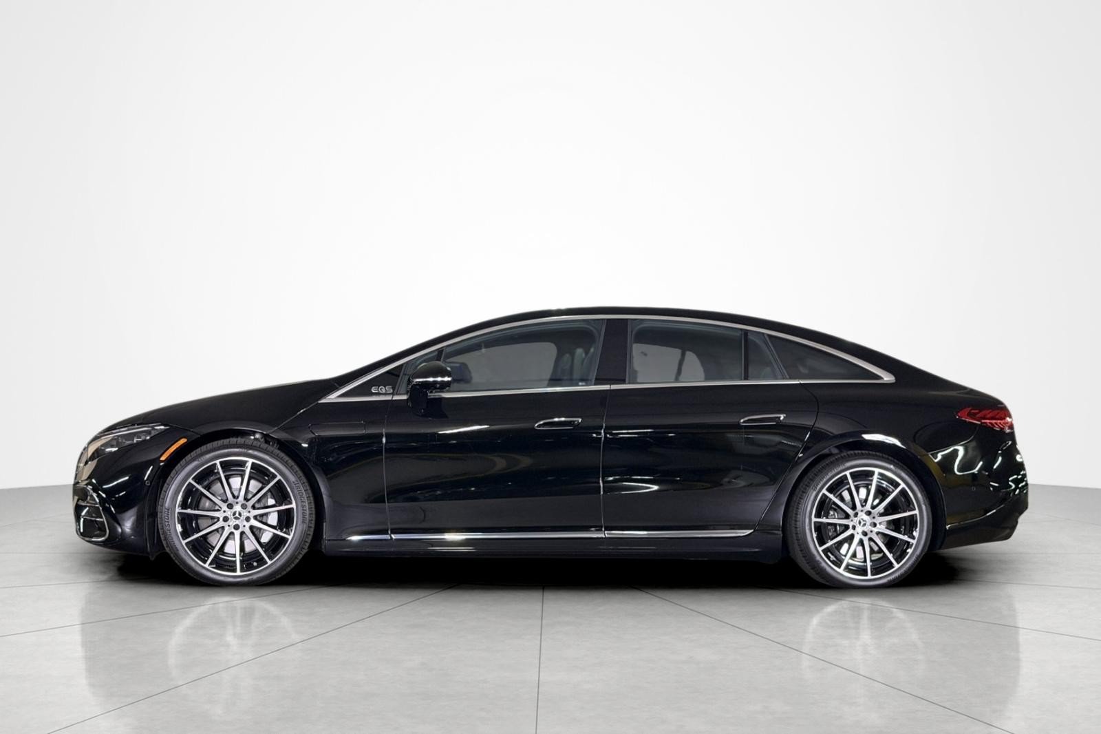 New 2026 Mercedes-Benz EQS 450+ 4MATIC Sedan image 2